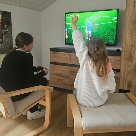 Alp-juwel - Mit Hallenbad Und Sauna, 4 Schlafbereiche, Hallenbad, Sauna, Inklusive Bettwaesche, Handtuecher, Tolle Kinderausstattung Missen-Wilhams