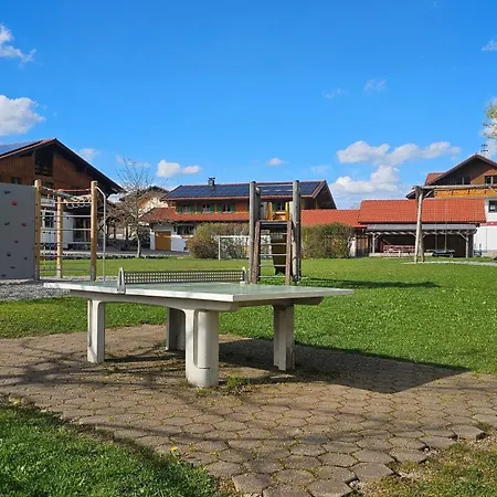 Apartmán Alp-juwel - Mit Hallenbad Und Sauna, 4 Schlafbereiche, Hallenbad, Sauna, Inklusive Bettwaesche, Handtuecher, Tolle Kinderausstattung Missen-Wilhams